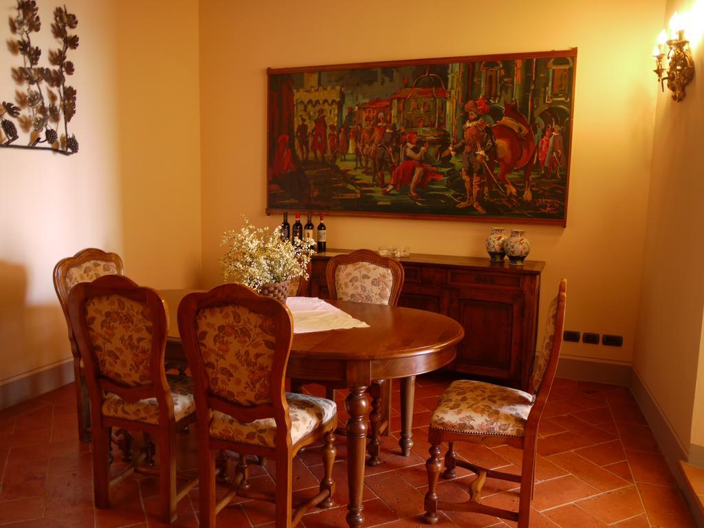 Apartamento Il Corso Montepulciano Stazione Habitación foto